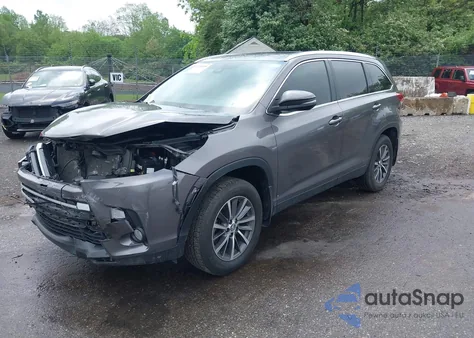 2019 Toyota Highlander Xle из США, поврежденный, VIN 5TDJZRFH1KS735839